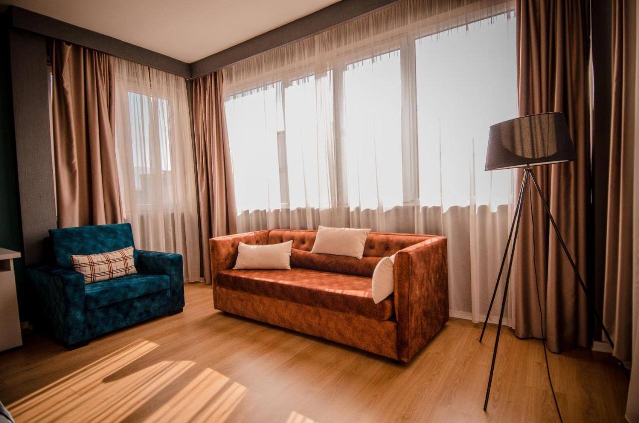 Vh Premier As Hotel&meeting Center 4* Tirana